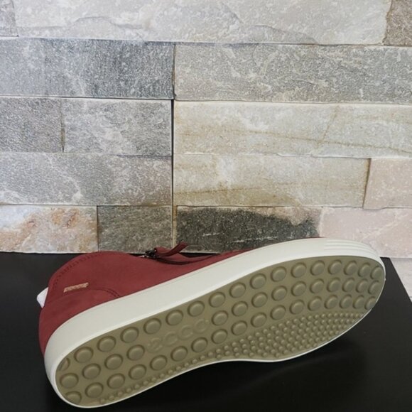 ECCO Womens Soft 7 Low Bootie Sneaker - Picture 5 of 6